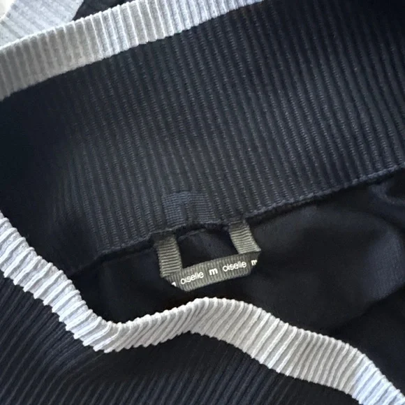 OISELLE Blue Black Run Seamless Racer Shorts Medium - Picture 4 of 4